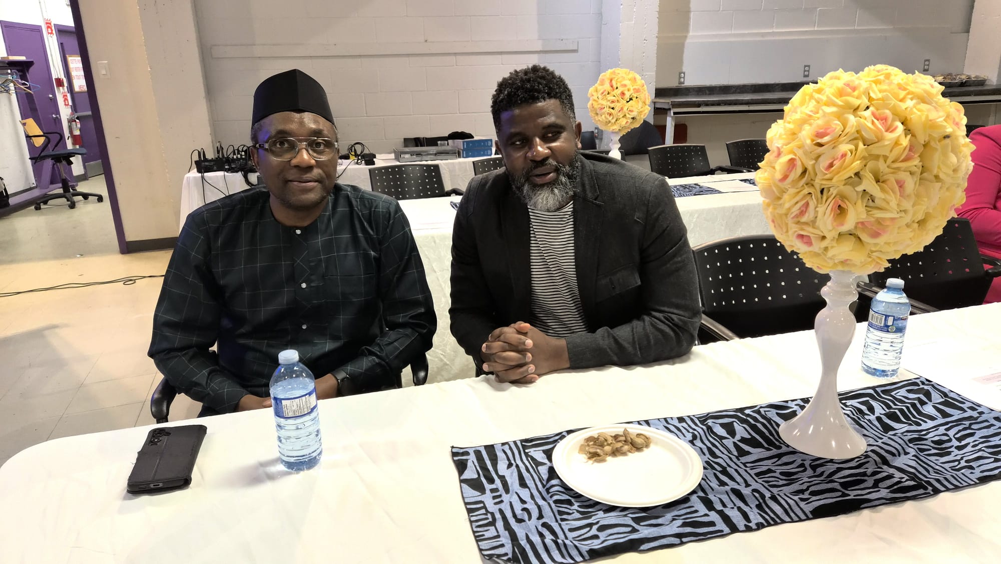 Les présidents Hervé Ngayou et Albert Tatchemo, unis pour le succès de cette journée.